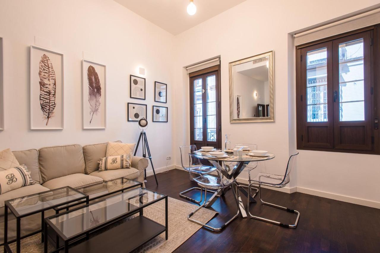 Apartamento Puerta Real - Free Parking Sevilla Eksteriør billede