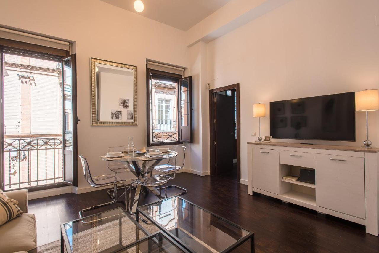 Apartamento Puerta Real - Free Parking Sevilla Eksteriør billede