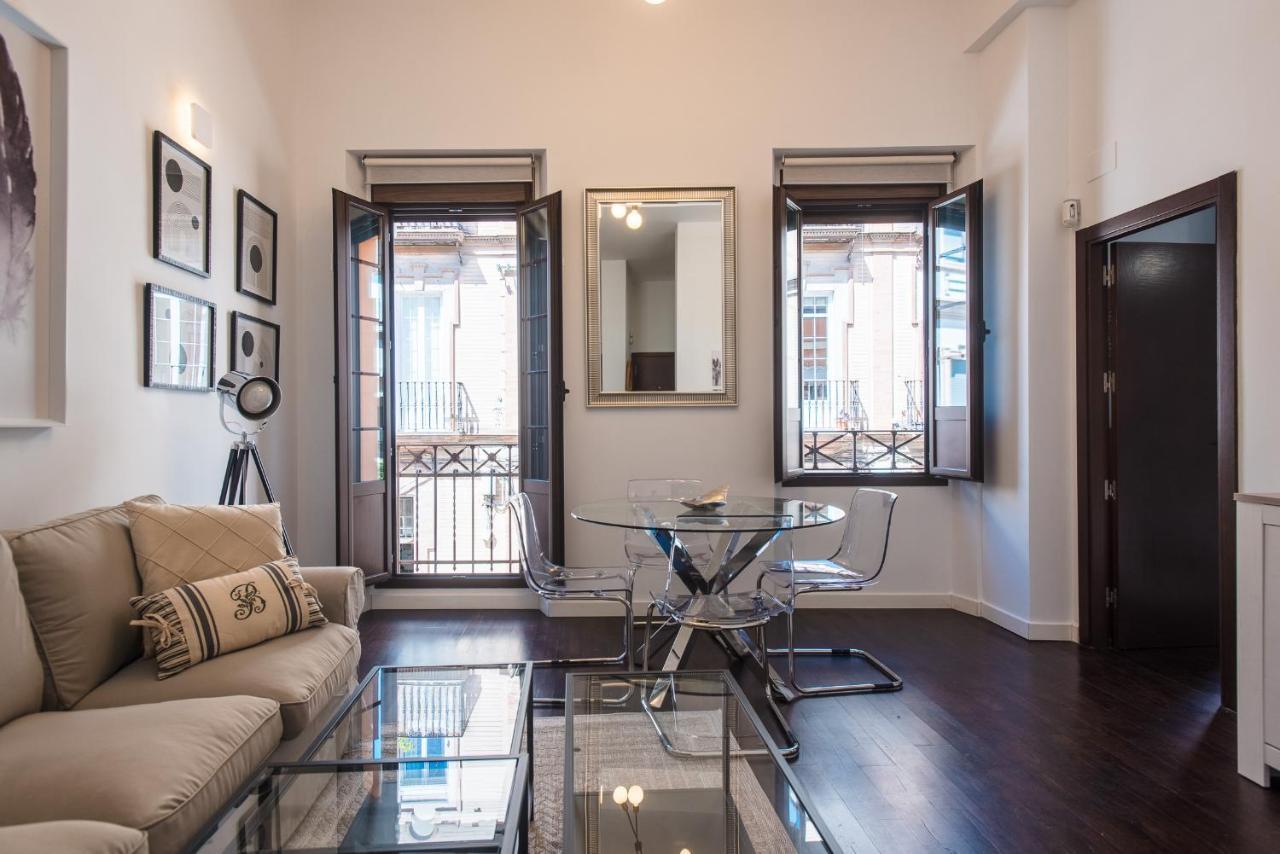 Apartamento Puerta Real - Free Parking Sevilla Eksteriør billede