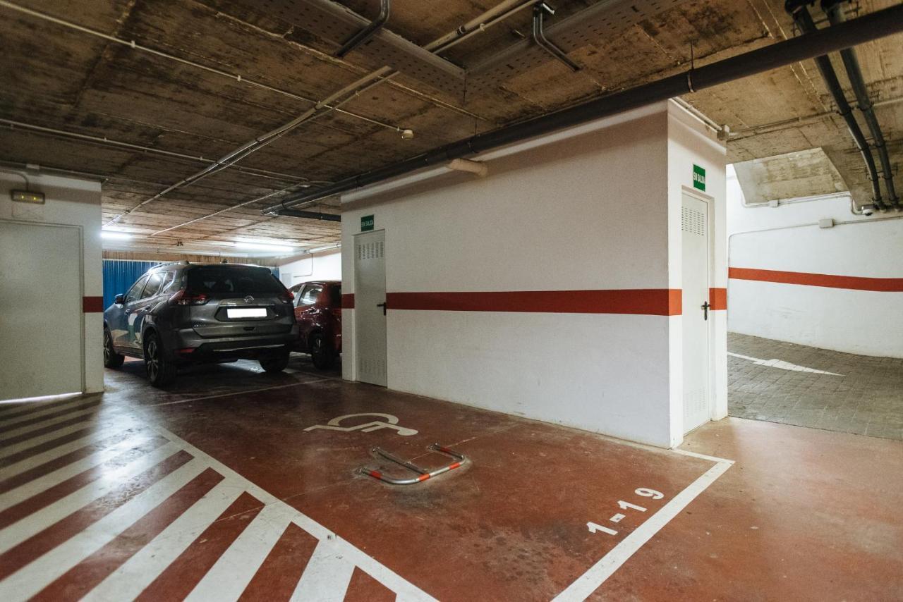 Apartamento Puerta Real - Free Parking Sevilla Eksteriør billede