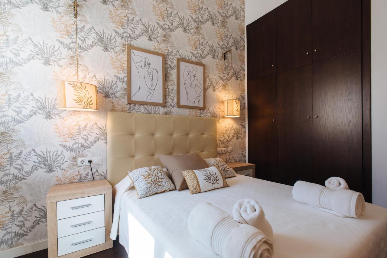Apartamento Puerta Real - Free Parking Sevilla Eksteriør billede