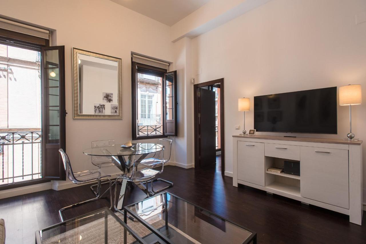 Apartamento Puerta Real - Free Parking Sevilla Eksteriør billede